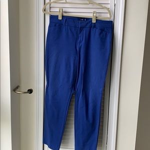 Old navy blue pixie ankle pants. Size 10